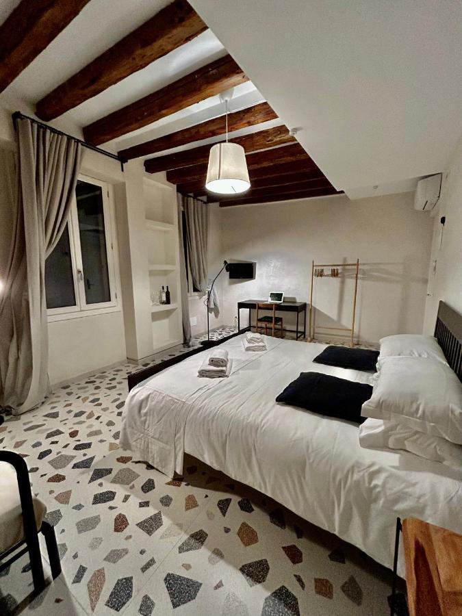 Farini Suites Wi-Fi Βενετία Εξωτερικό φωτογραφία