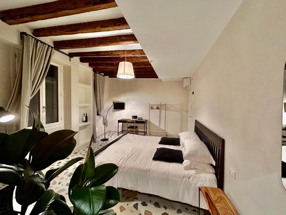 Farini Suites Wi-Fi Βενετία Εξωτερικό φωτογραφία