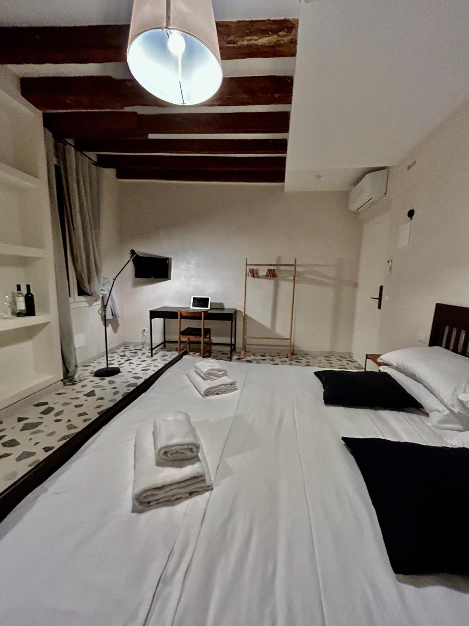 Farini Suites Wi-Fi Βενετία Εξωτερικό φωτογραφία
