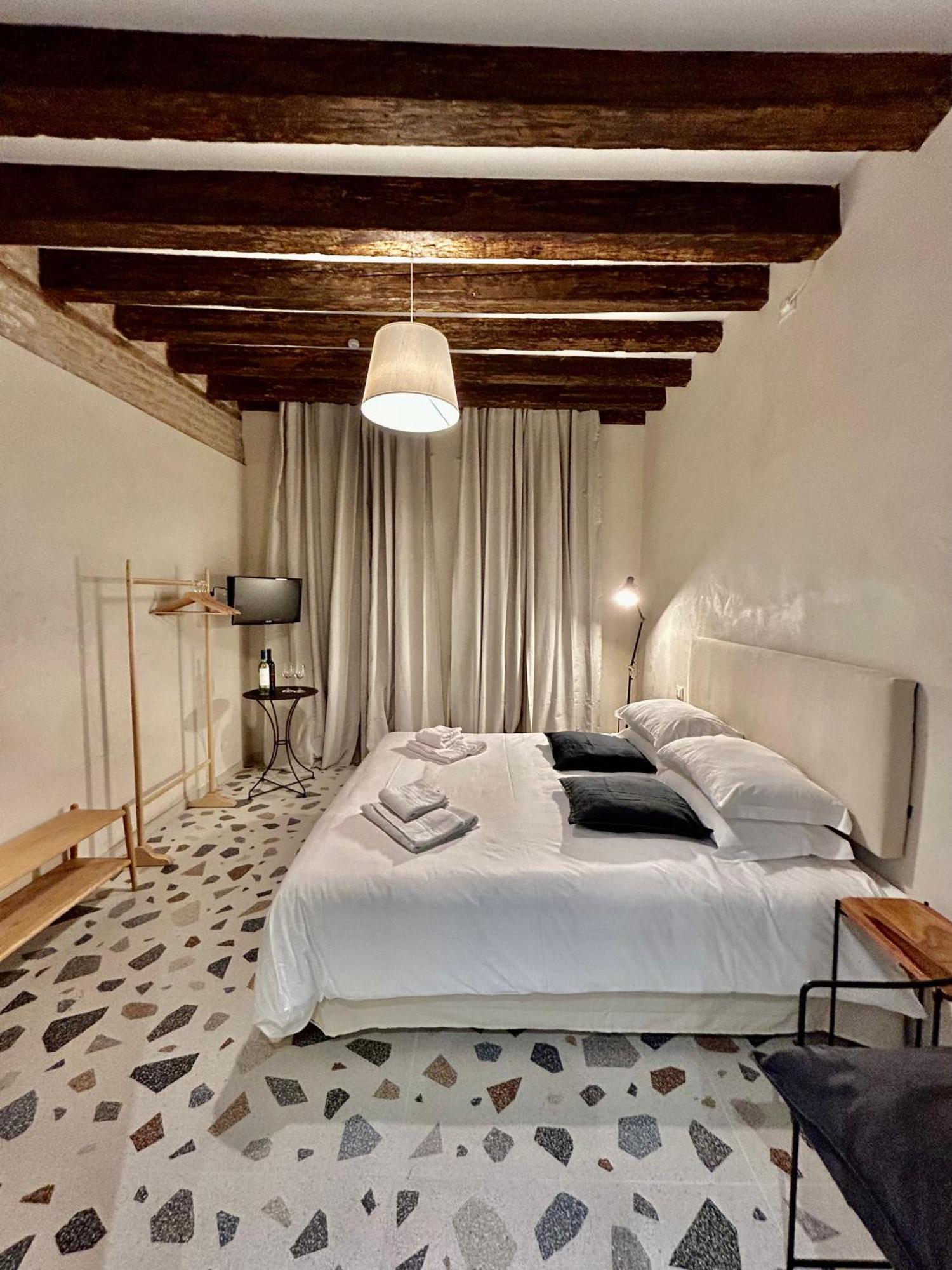 Farini Suites Wi-Fi Βενετία Εξωτερικό φωτογραφία