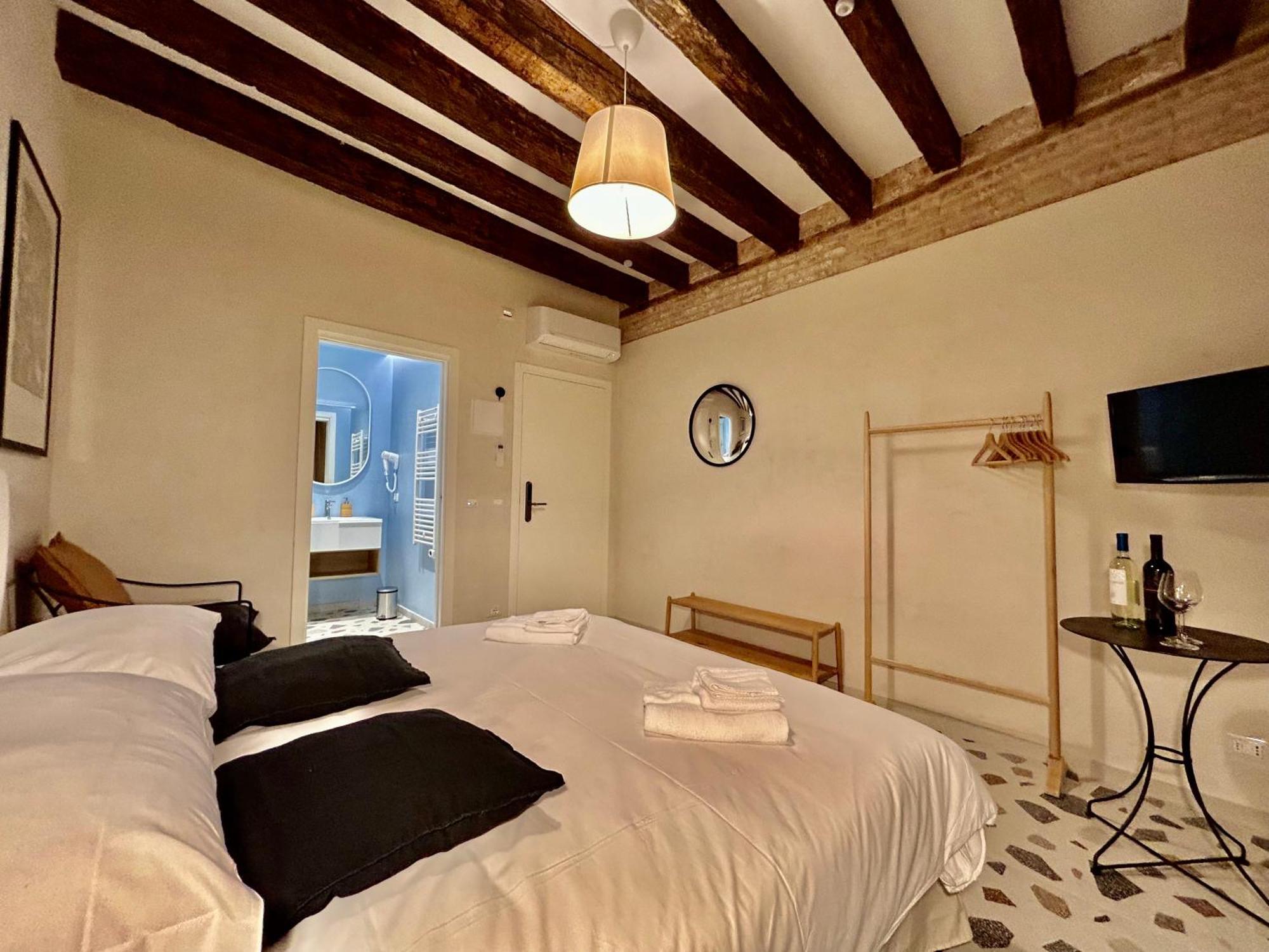 Farini Suites Wi-Fi Βενετία Εξωτερικό φωτογραφία